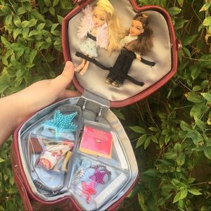 💋Y2K LIL BRATZ LIPS PURSE W/BRATZ & ACCESSORIES💋